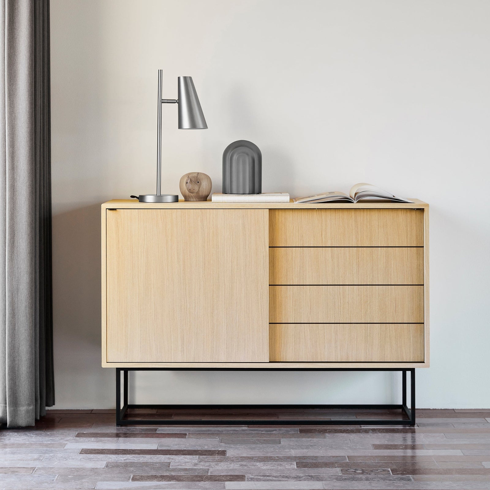 Virka High Sideboard Sideboard Woud