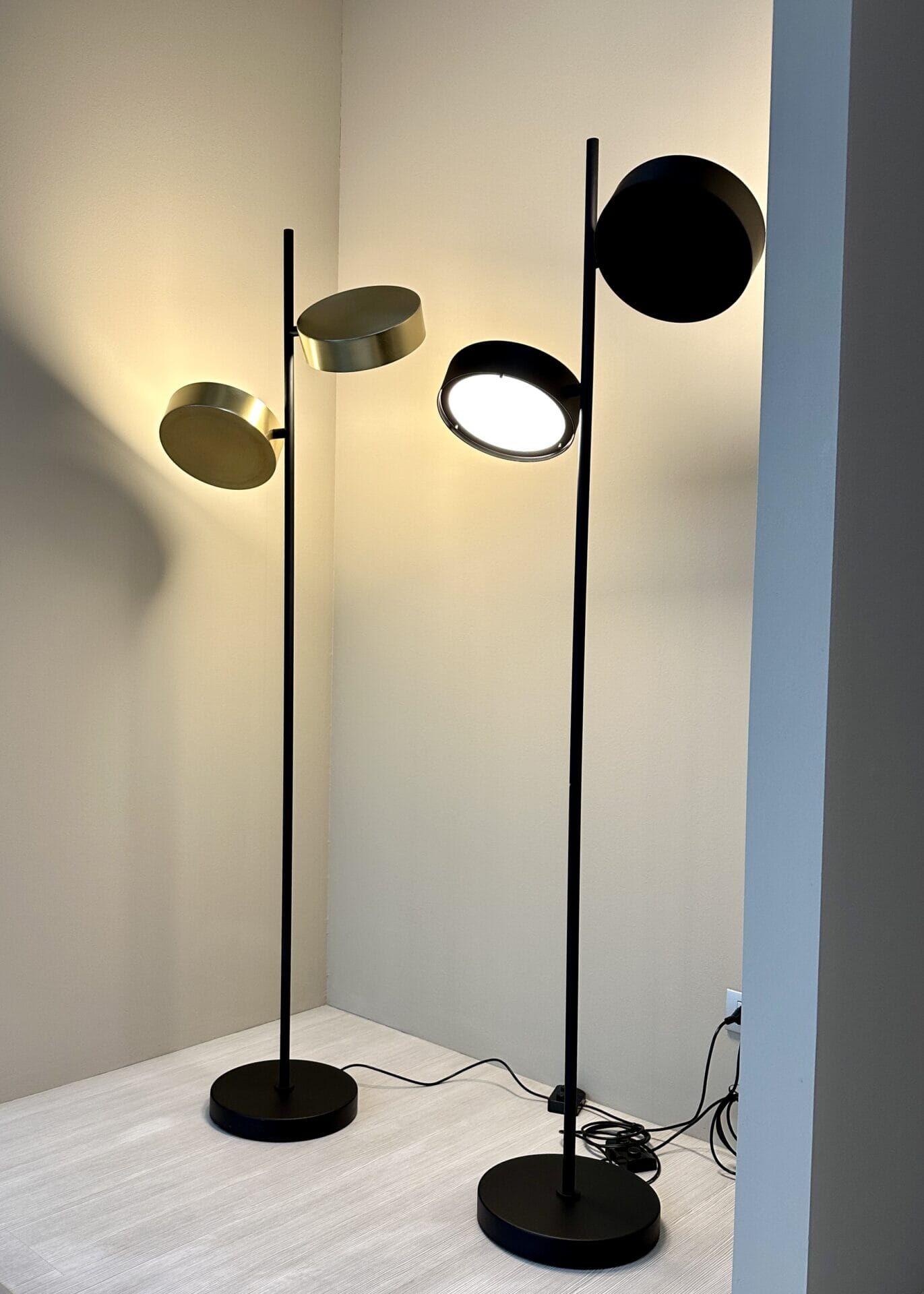 Berlin Floor Lamp Floor Lamps Oluce