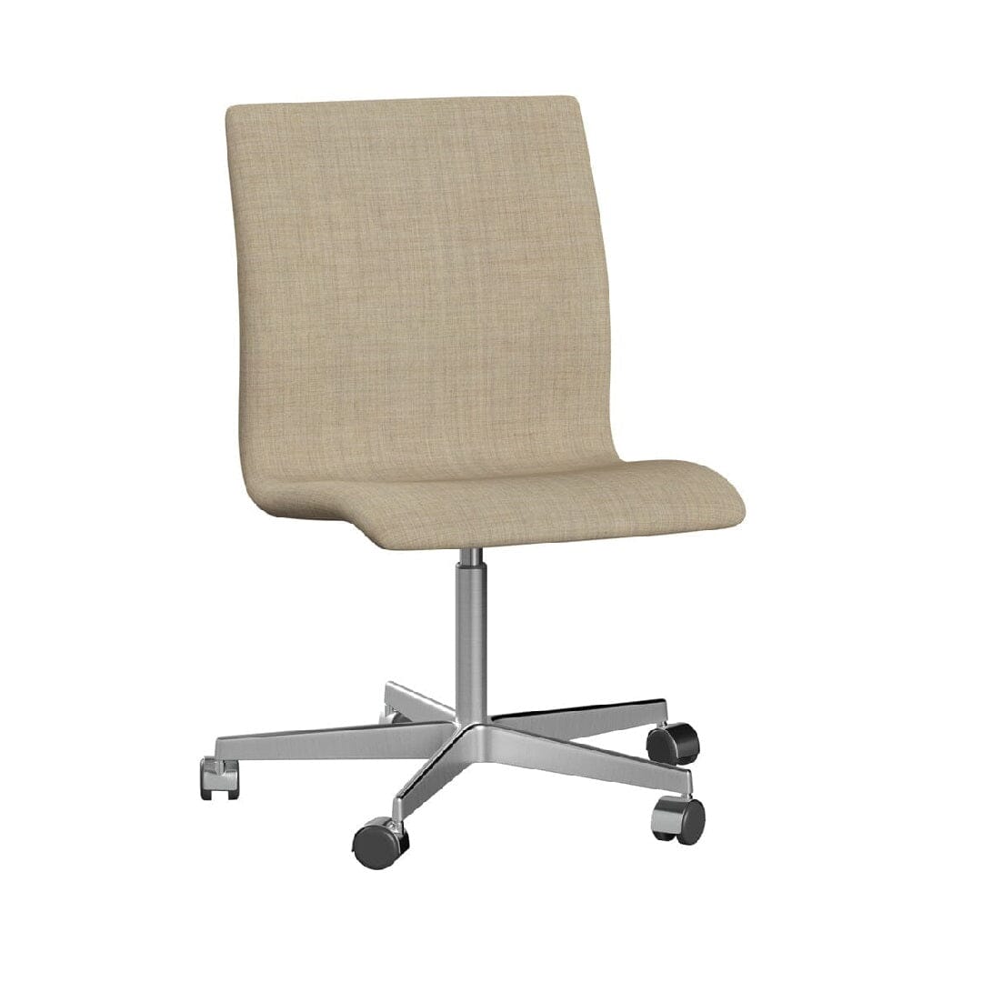 Oxford™ Low Back Chair With 5-Star Base Dining chairs Fritz Hansen