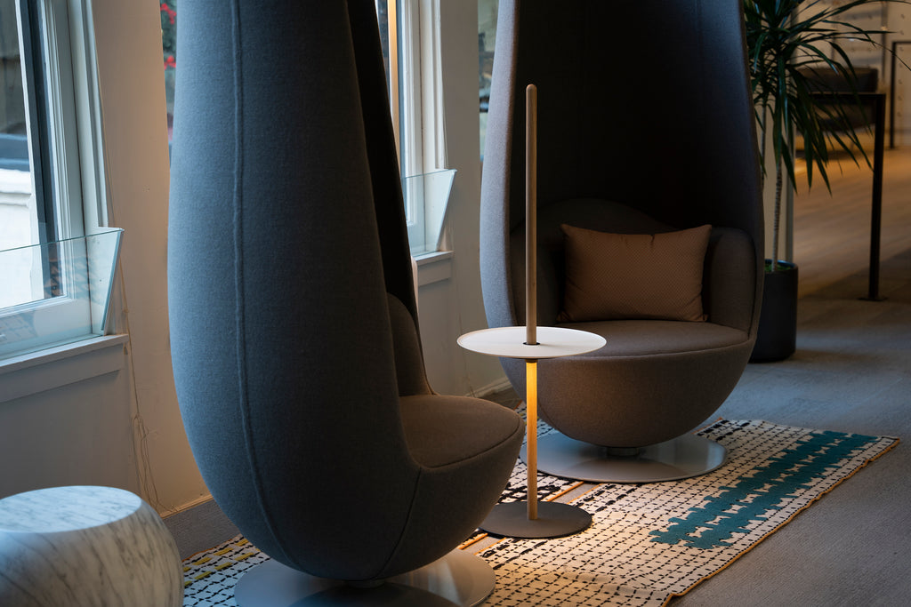 Nivél Pedestal Floor Lamp