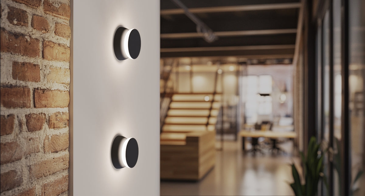 Totem Puck Wall Lamp