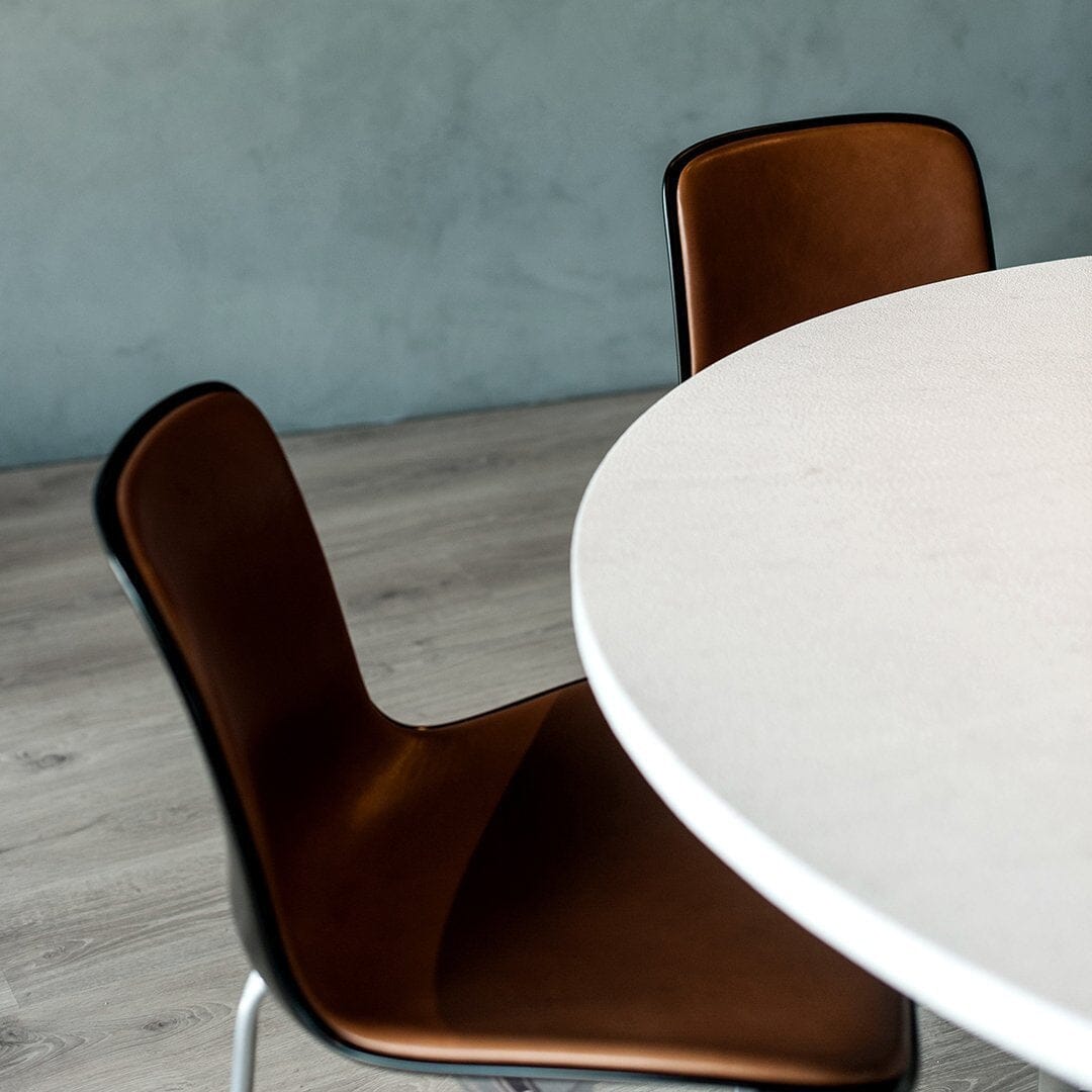 PK8 Upholstered Chair Chairs Fritz Hansen