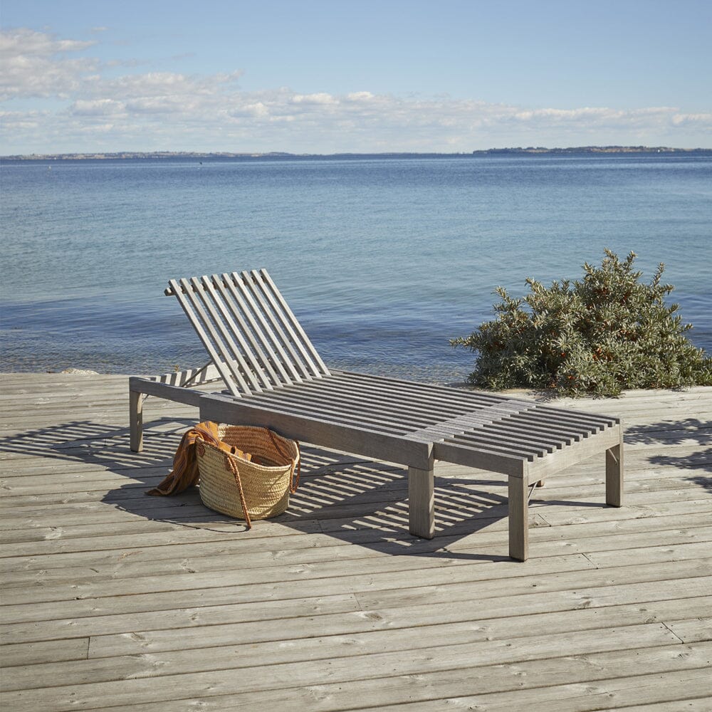 Riviera Sunbed chaise lounge Skagerak by Fritz Hansen