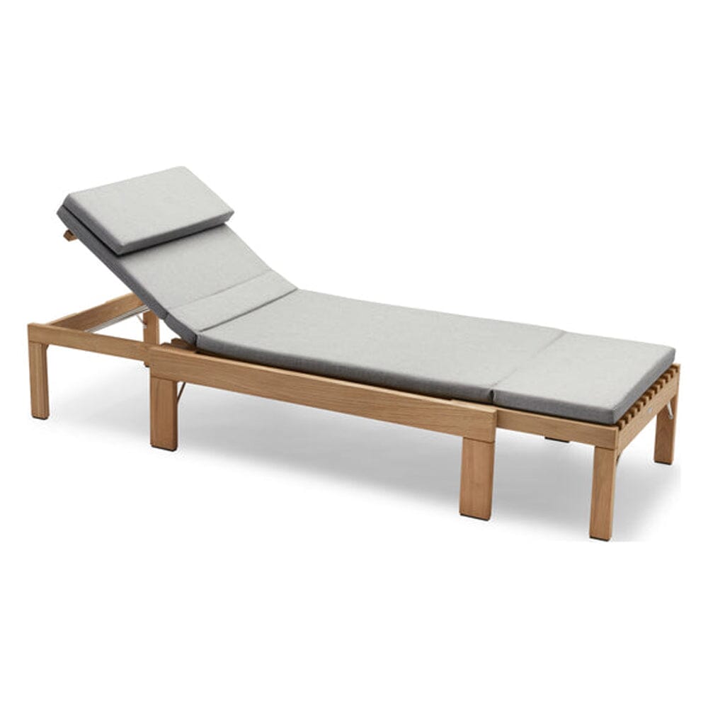 Riviera Sunbed chaise lounge Skagerak by Fritz Hansen Charcoal Cushion +$865.00