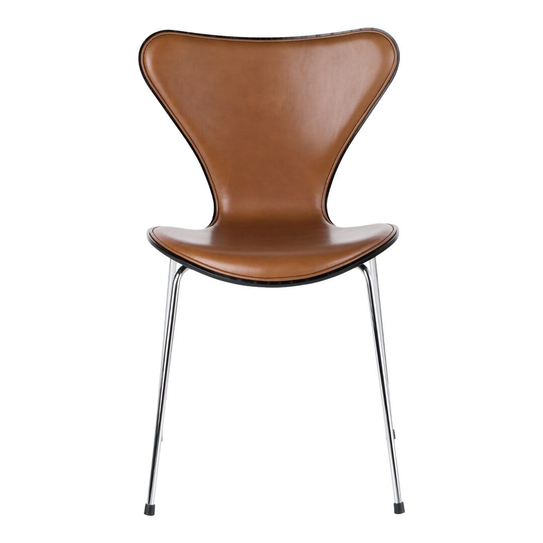 Series 7 Side Chair Front Upholstered Chairs Fritz Hansen