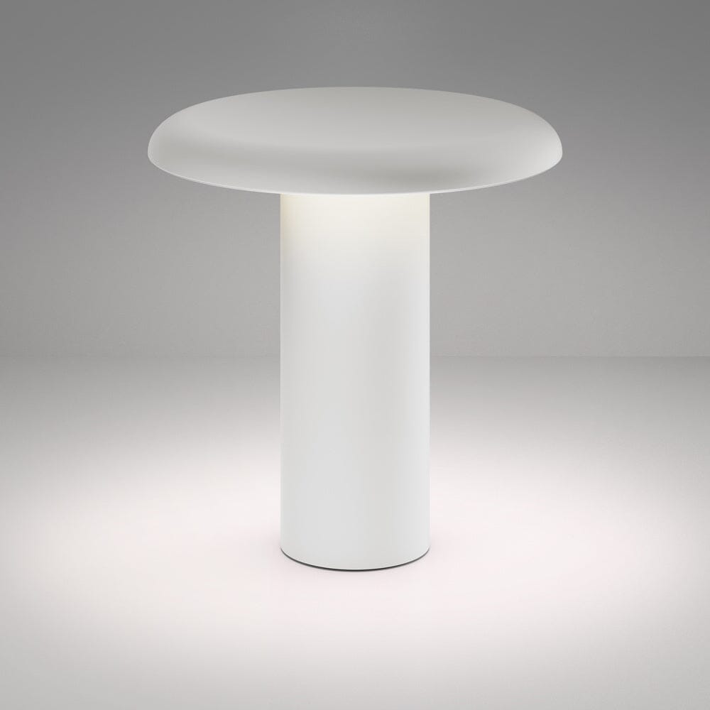 Takku Table Lamp Table Lamps Artemide White