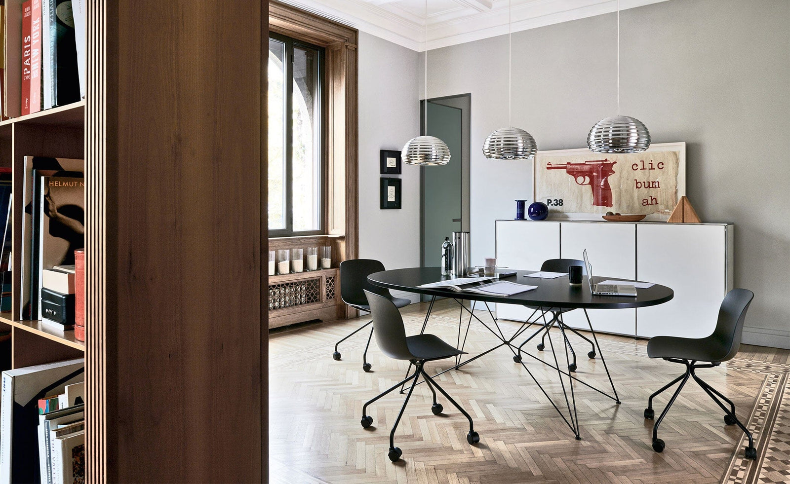 Tavolo XZ3 Round Table Dining Tables Magis