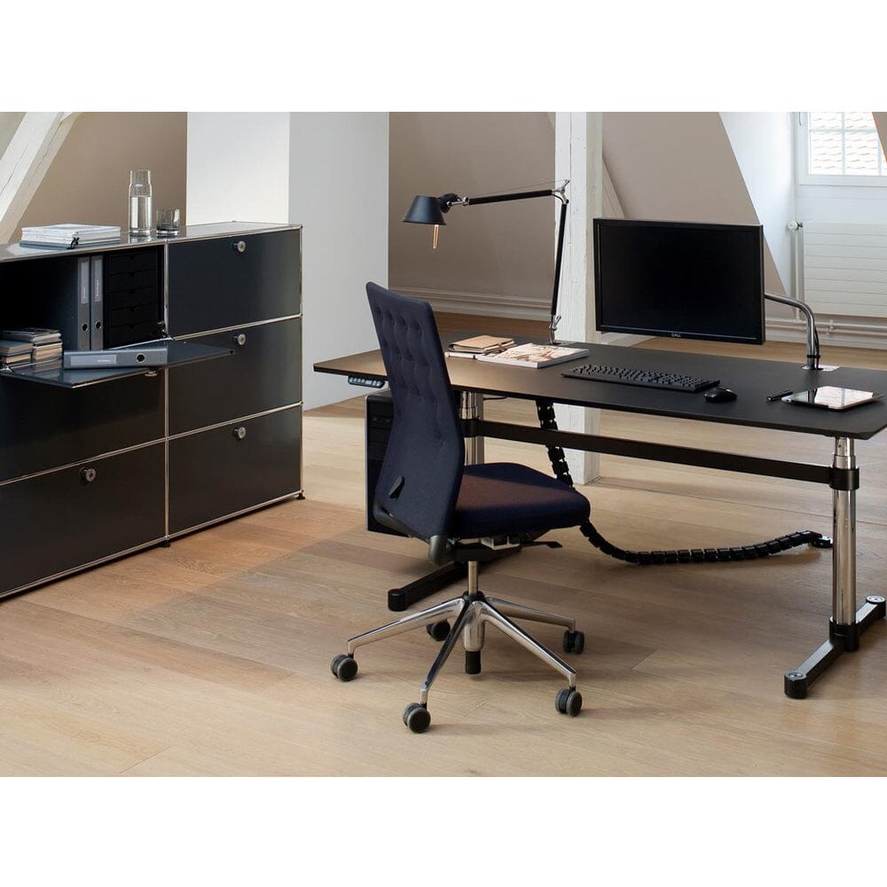 USM Flat Screen Support Arm For USM Haller Table Accessories USM