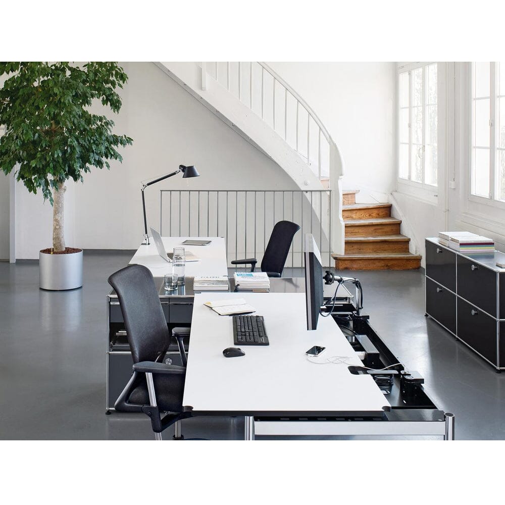 USM Flat Screen Support Arm For USM Haller Table Accessories USM