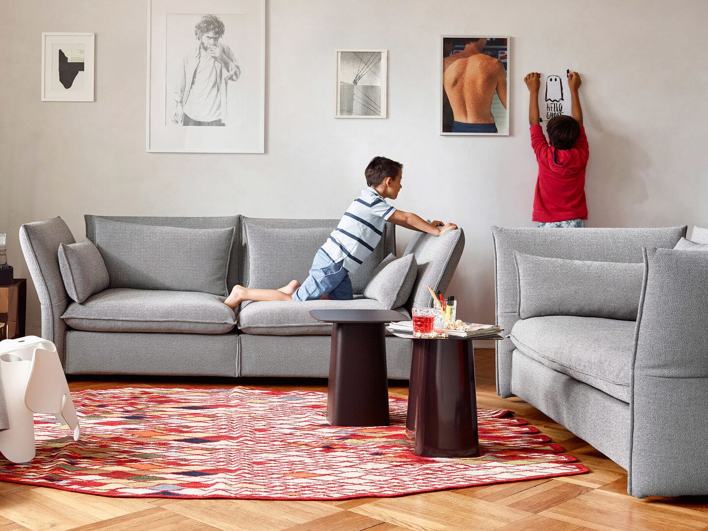 Mariposa 2 Seat Sofa Sofa Vitra