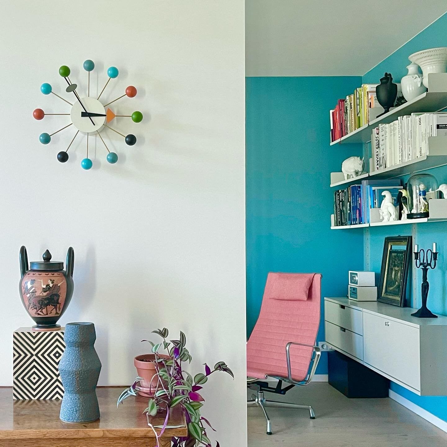 Nelson Ball Clock Multi-Colored Clocks Vitra