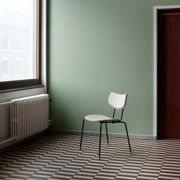 VLA26p Vega Chair Side/Dining Carl Hansen