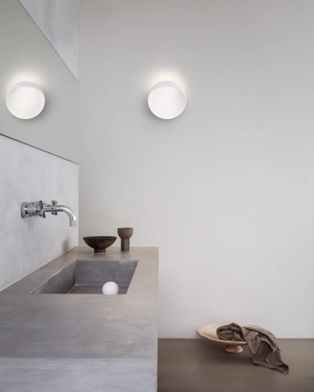 Flindt Wall Lamp Outdoor Lighting Louis Poulsen