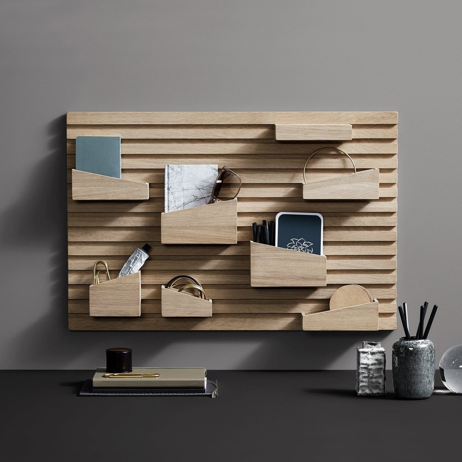 Input Wall Organizer - Set of 2 storage Woud