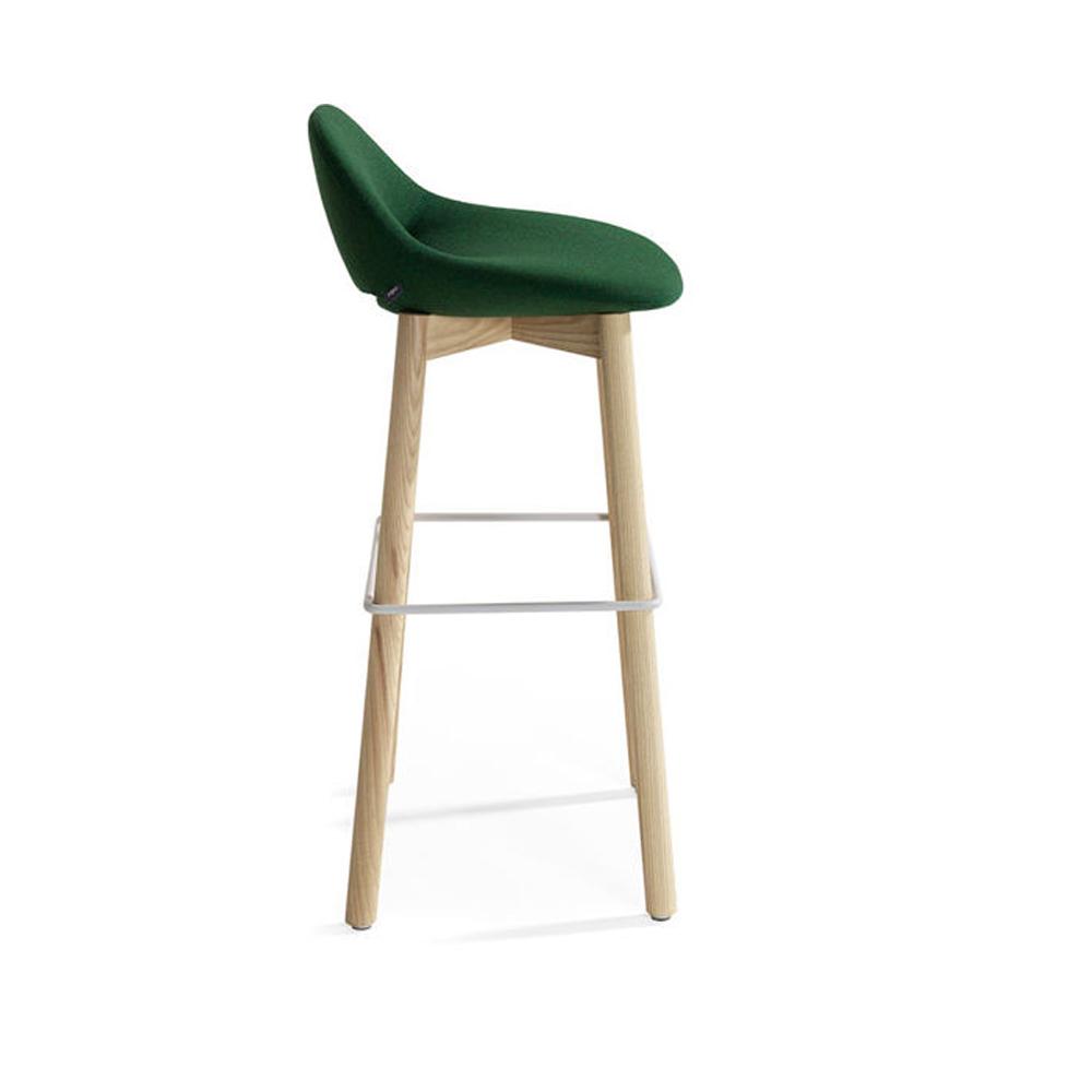 Beso Wood Leg Stool Stools Artifort