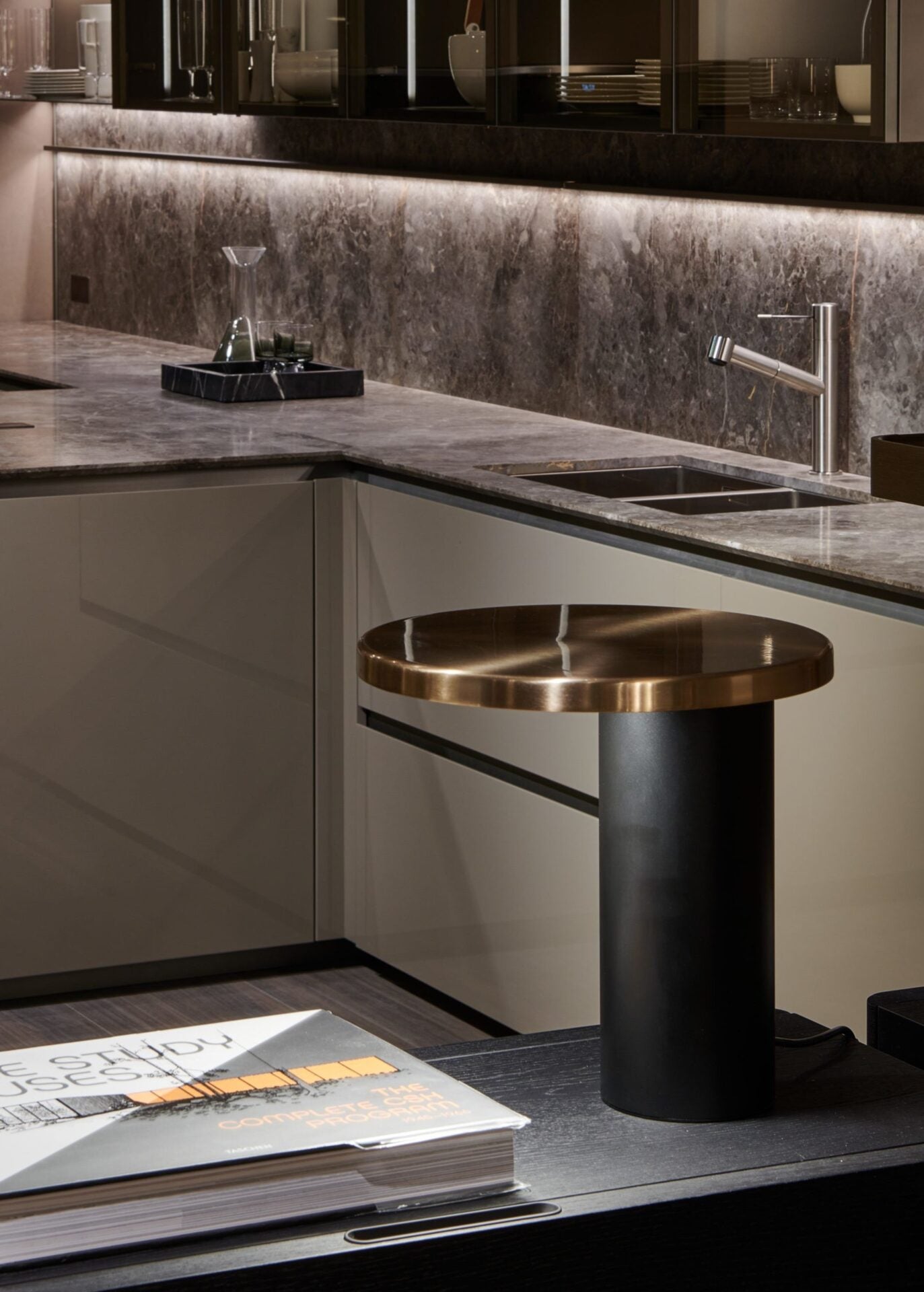 Cylinda LED Table Lamp Table Lamps Oluce