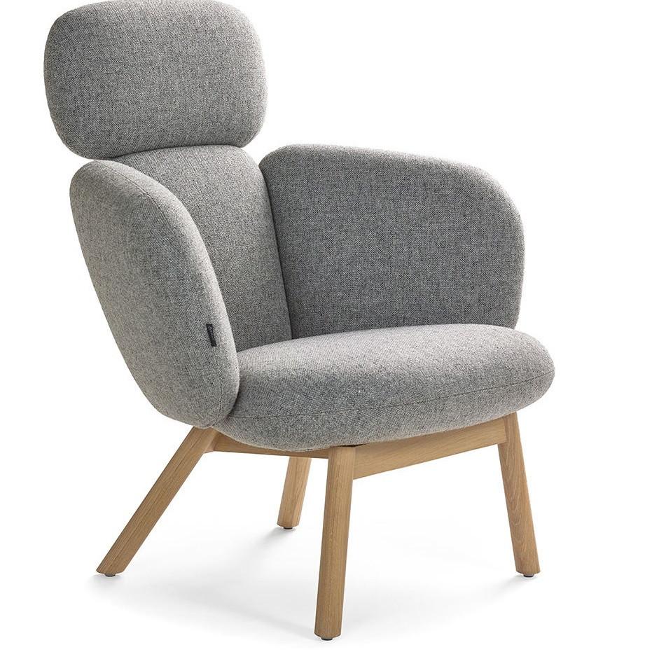 Bras Highback Wood Base Lounge Chair lounge chair Artifort