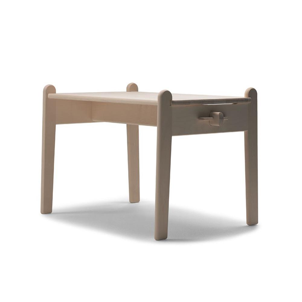 CH411 Peters Table Side/Dining Carl Hansen