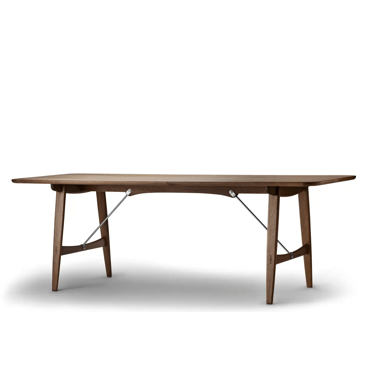 BM1160 Hunting Table Tables Carl Hansen Oil Walnut