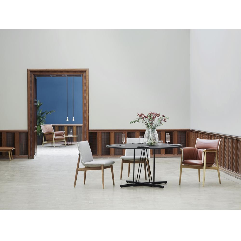 E004 Embrace Chair Side/Dining Carl Hansen