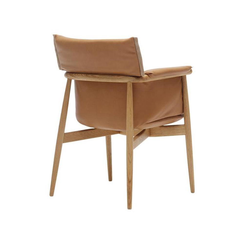 E005 Embrace Chair lounge chair Carl Hansen