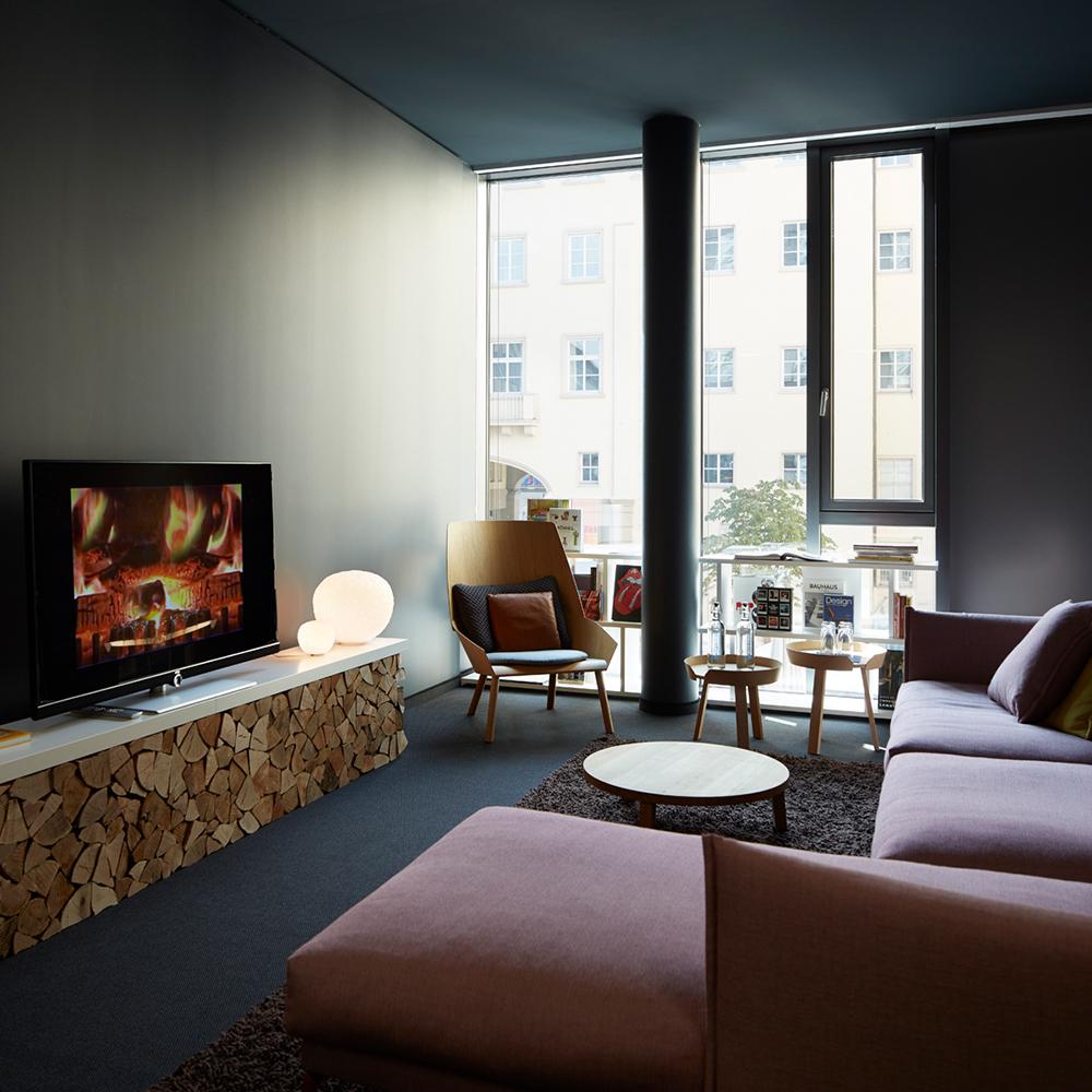 Meteorite Table Lamp Table Lamps Artemide