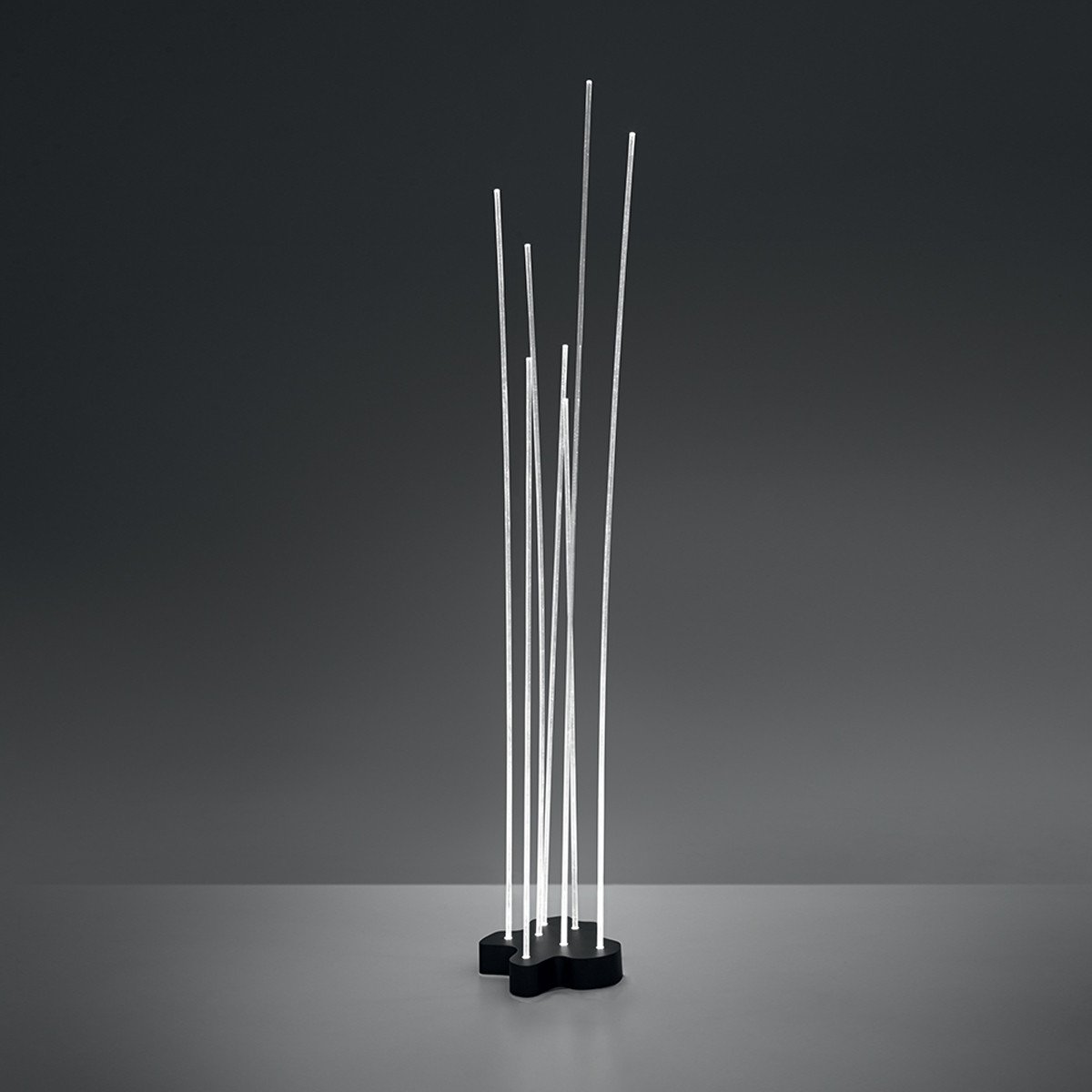 Reeds Floor Lamp Floor Lamps Artemide
