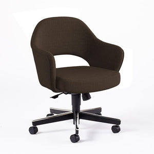 Saarinen Executive Arm Chair with Swivel Base task chair Knoll Hard Classic Boucle - Pumpernickel 