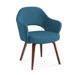 Saarinen Executive Arm Chair with Wood Legs Side/Dining Knoll Light Walnut Classic Boucle - Aegean 