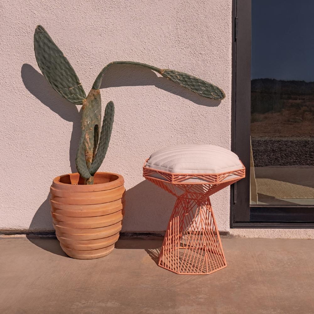 Switch Table/Stool side/end table Bend Goods