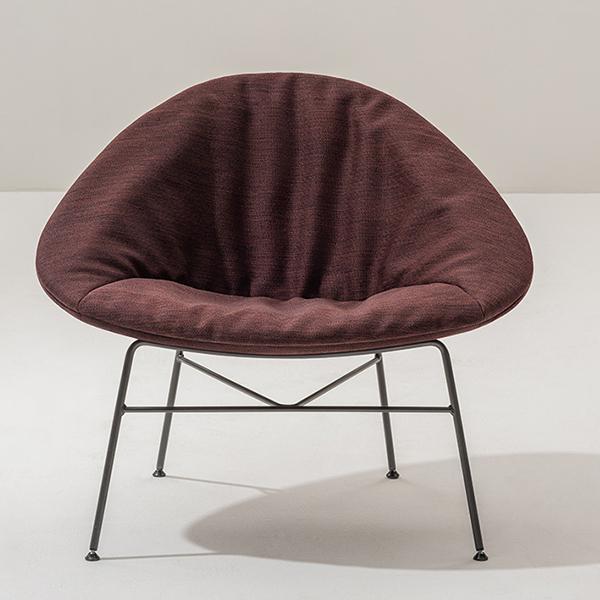 Adell 4 Leg Base Lounge Chair With Fully Upholstered Chairs Arper