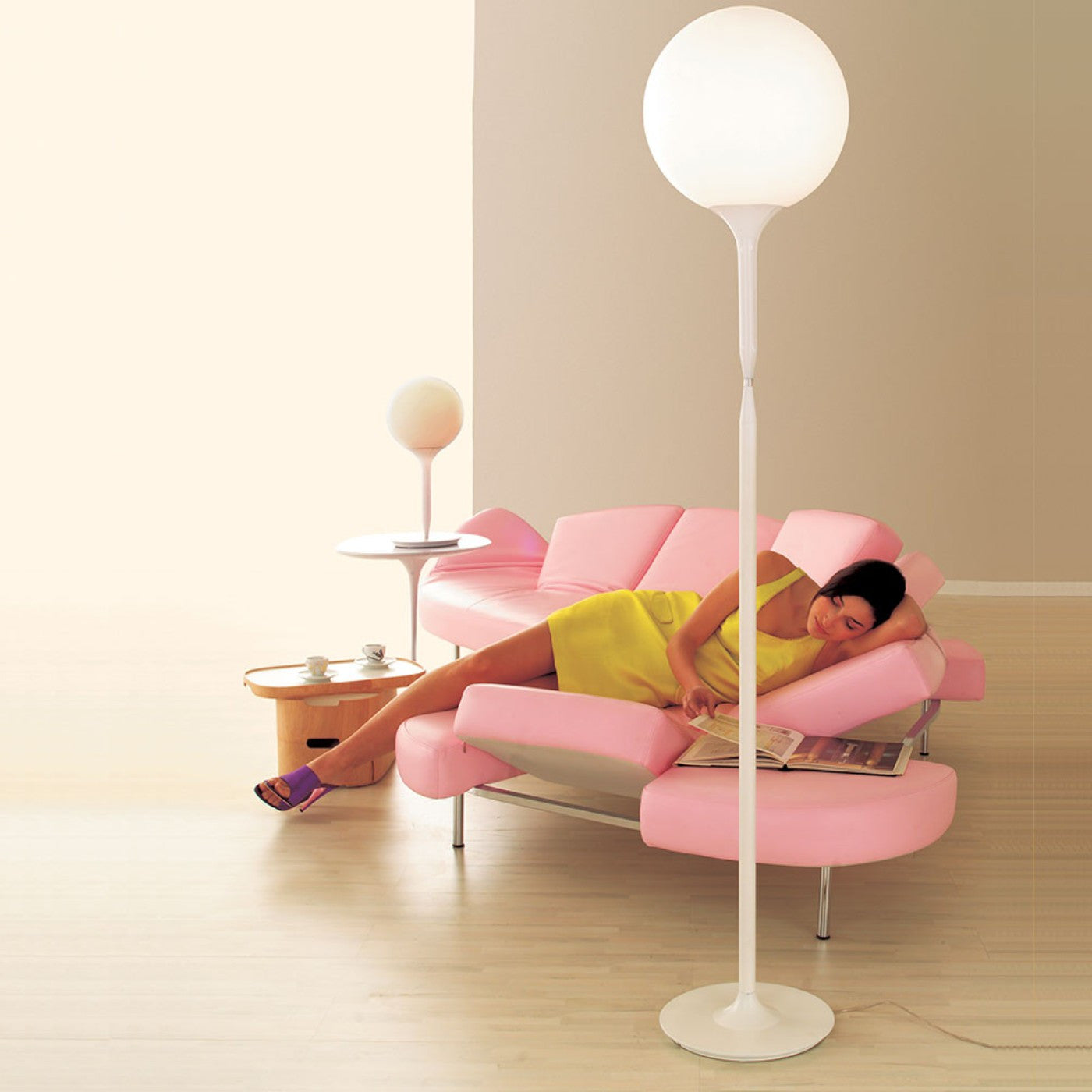 Castore Floor Lamps Floor Lamps Artemide