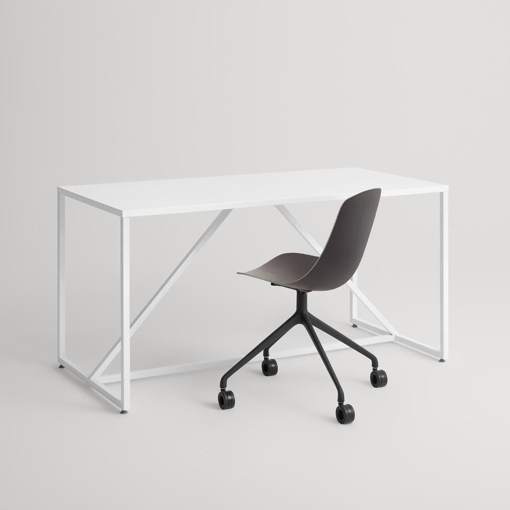 Clean Cut Task Chair Chairs BluDot