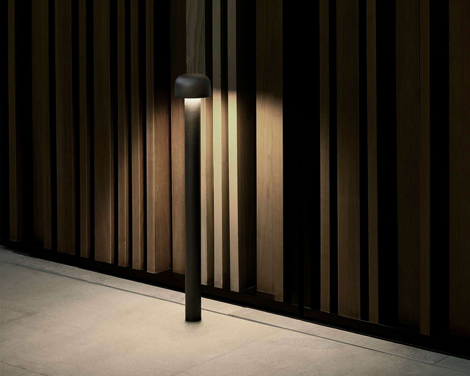 Bellhop Bollard Outdoor Lighting Outdoors Flos
