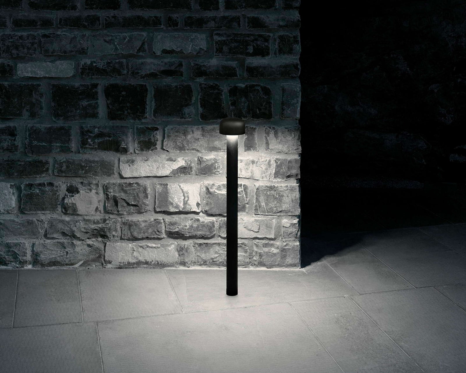 Bellhop Bollard Outdoor Lighting Outdoors Flos
