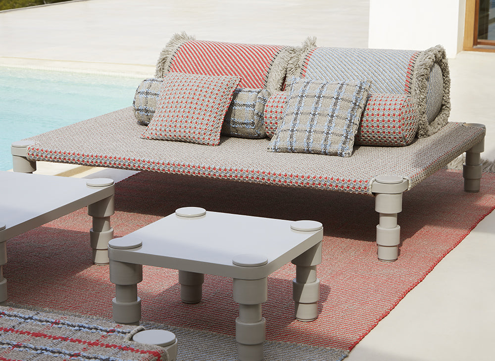 Garden Layers Double Indian Bed Bed Gan