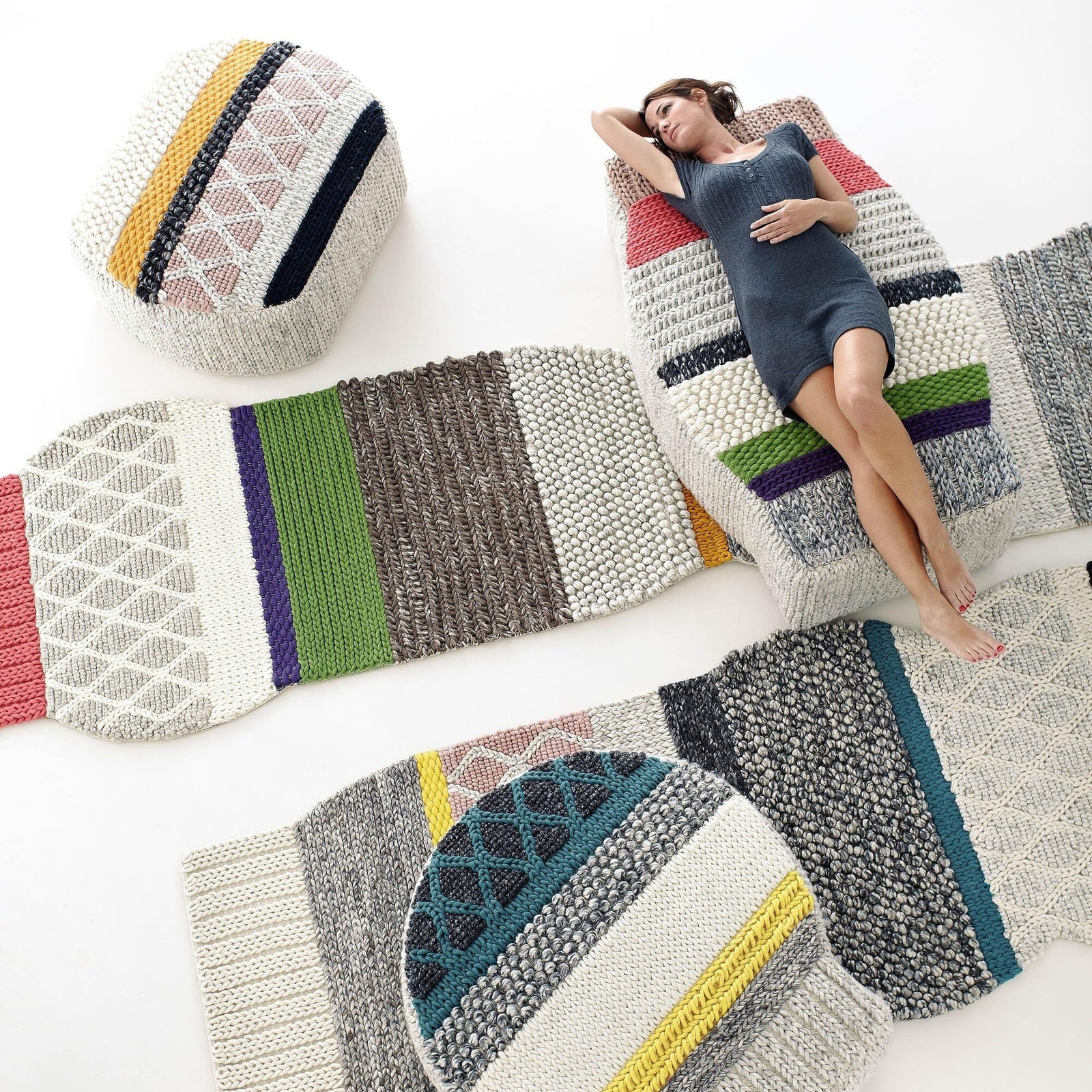 Mangas Original Caramelo Pouf Ottoman Gan