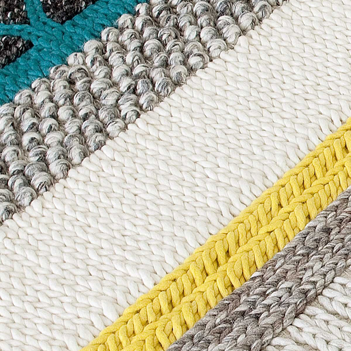 Mangas Original Mini Globo Rug Rug Gan