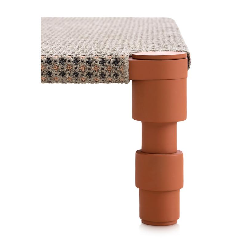 Garden Layers Single Indian Bed Bed Gan