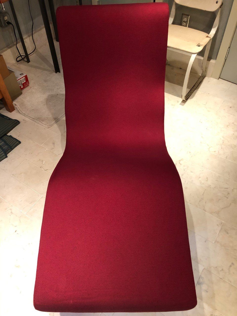 GMC Lounge Chair ****FLOOR SAMPLE***** Side/Dining gubi