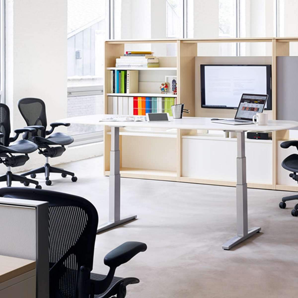 Renew Sit-to-Stand Desk Oval with T-Foot Desk herman miller
