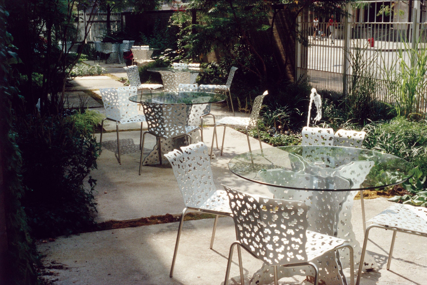 Richard Schultz Topiary Dining Table Dining Tables Knoll