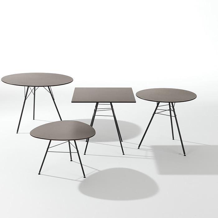 Leaf Square Table Side/Dining Arper