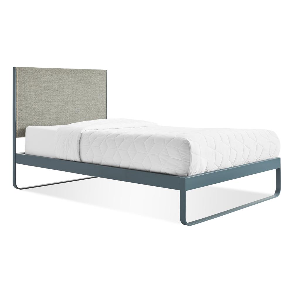 Me Time Bed Bed BluDot Twin Tait Marine / Marine Blue