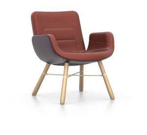 East River Lounge Chair lounge chair Vitra Leather combination warm Natural oak with protective varnish 