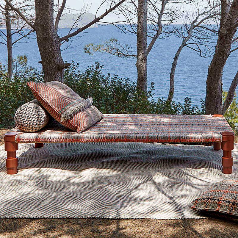 Garden Layers Single Indian Bed Bed Gan