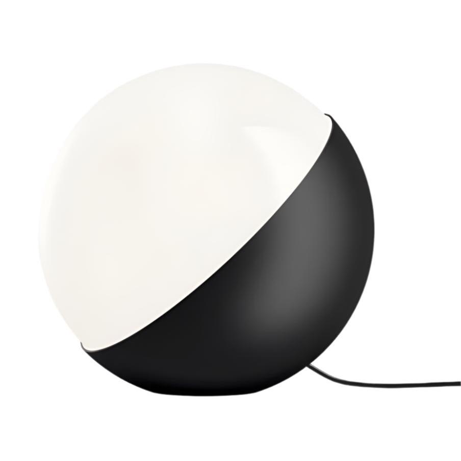 VL Studio Table Lamp Table Lamps Louis Poulsen Large Black