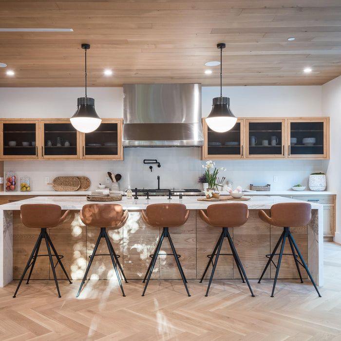Tips for Finding the Right Kitchen Furniture and Lighting