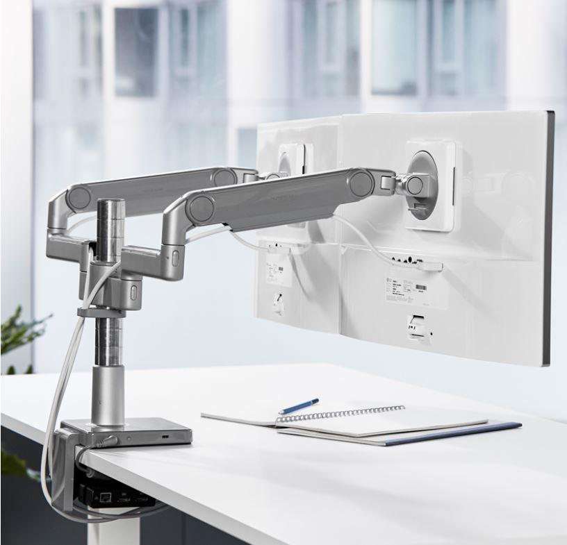 Humanscale -  Monitor Arms - Integreated Docks