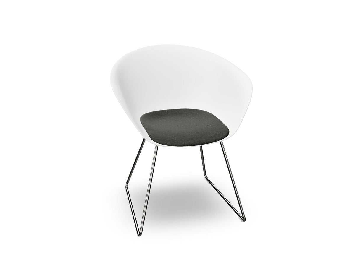 Duna 02 Sled Base Chair With Seat Cushion Chairs Arper 